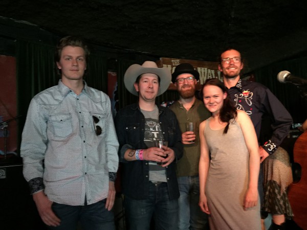 Hele bandet Jonas Aasen and The Wranglers. Bilde fra USA turne i Austin - Texas.